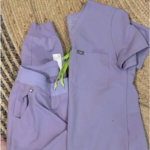 COPY - Figs like new